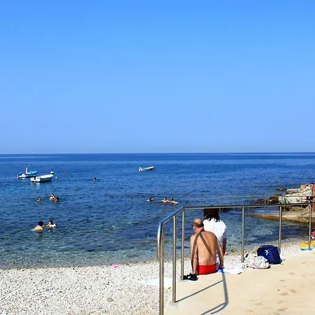 With Parking Space Basanija, Umag - 21418