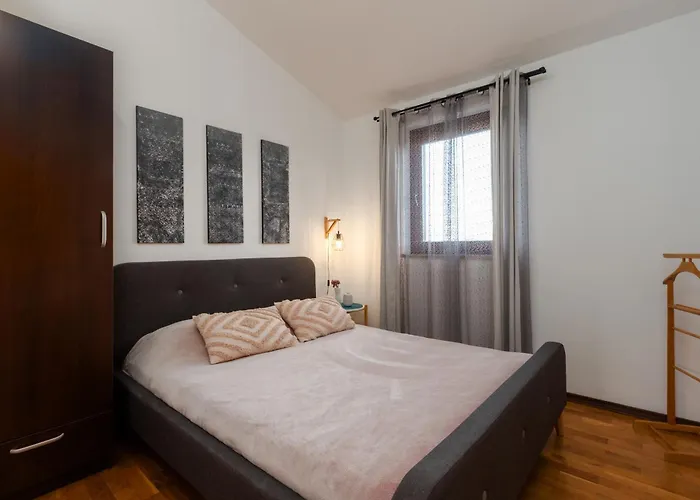 With Parking Space Basanija, Umag - 21418 Appartement *